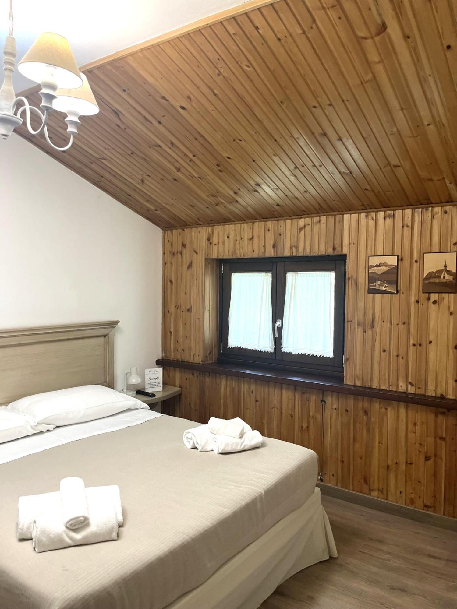 Hotel Campo Stella Leonessa Luaran gambar